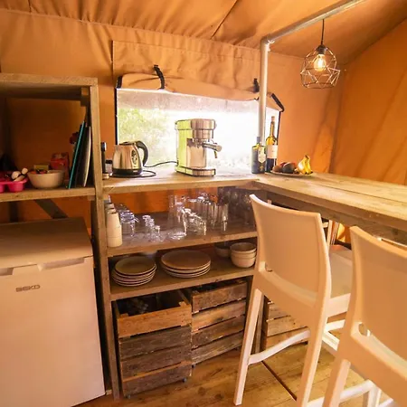 Kamp alanı Holidays - Les Tailladis *