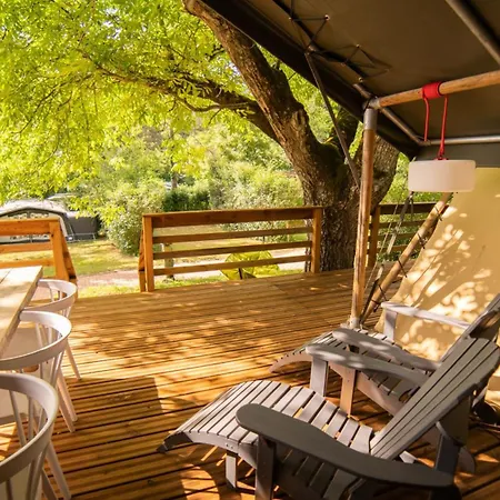 Holidays - Les Tailladis