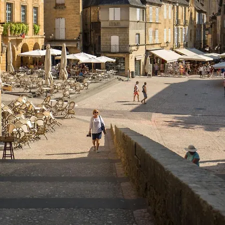 Holidays - Les Tailladis Marcillac-Saint-Quentin