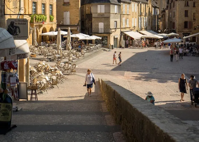 Holidays - Les Tailladis Marcillac-Saint-Quentin