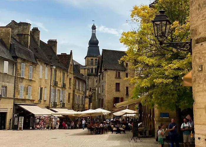 Holidays - Les Tailladis Kamp alanı Marcillac-Saint-Quentin