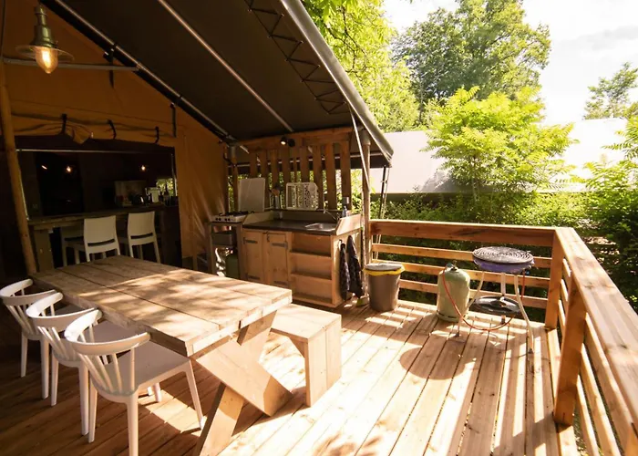 Holidays - Les Tailladis Kamp alanı Marcillac-Saint-Quentin